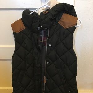 H&M puffer vest
